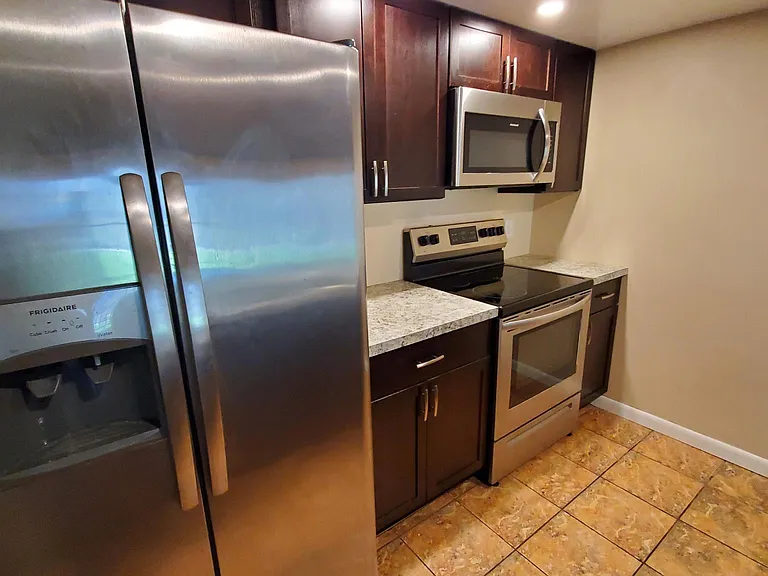 5820 N Church Ave — Photo 4