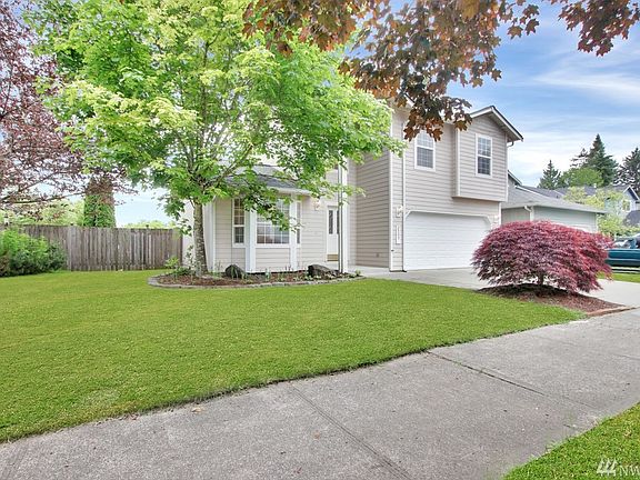 3rd image of 2505 43rd Ave SE