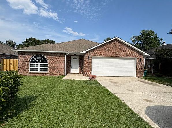 10556 Shore Cv