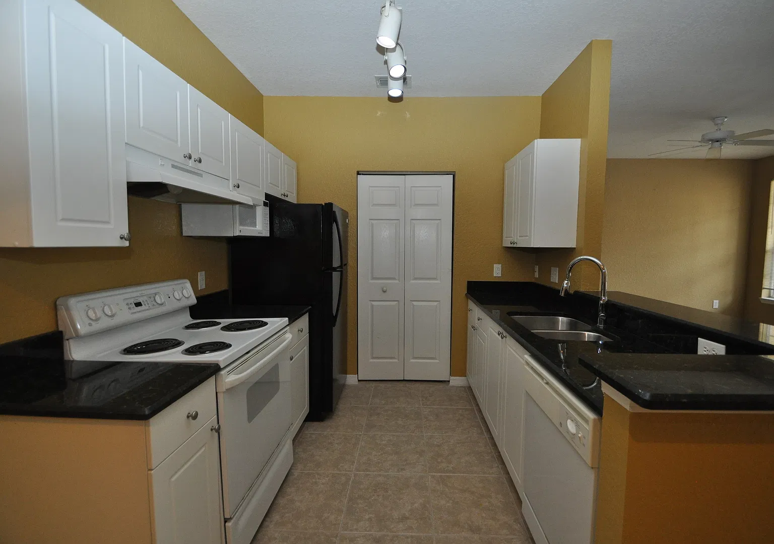 Altamonte Springs: Crescent Place At Lake Lotus Available November 16th! — Photo 2