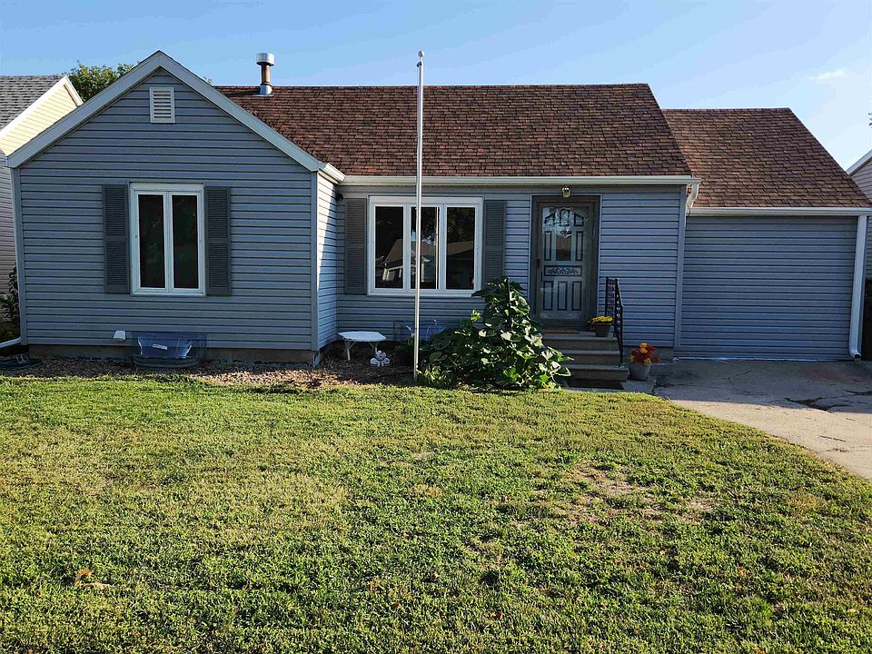 538 E 1st St, Minden, NE 68959 Zillow