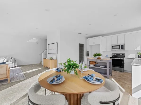 Plan Three Plan, Valley Villas