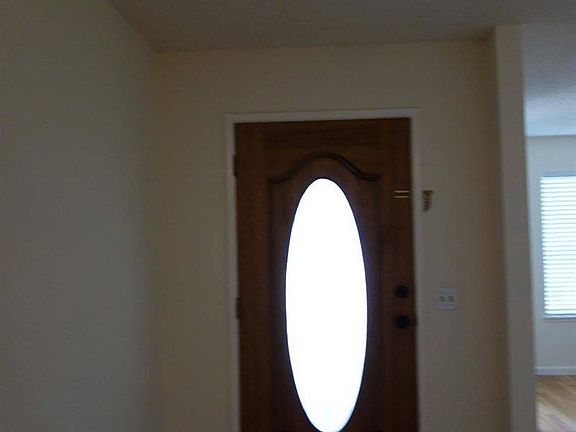 3rd image of 404 Niemann St