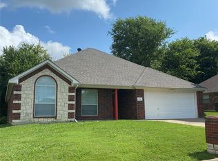 1624 Nottingham Dr, Kaufman, TX 75142