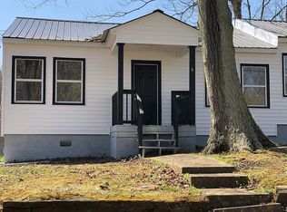 6 Circle Dr #12, Martinsville, VA 24112