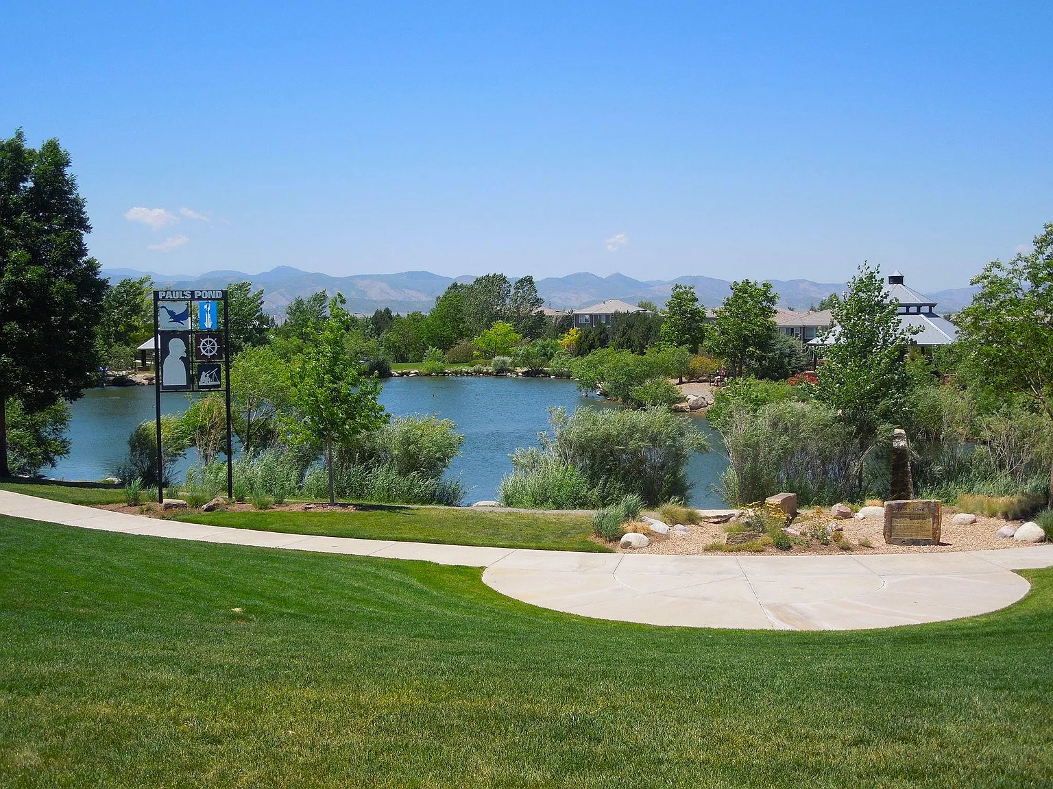 2 bed, 850 sqft, $1,245 — Photo 1