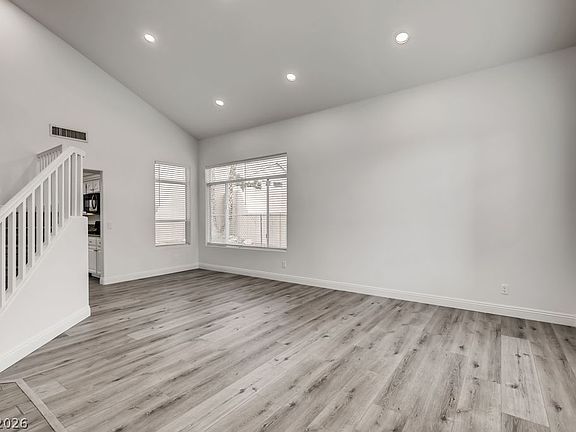 3rd image of 1601 Vespertina Ct