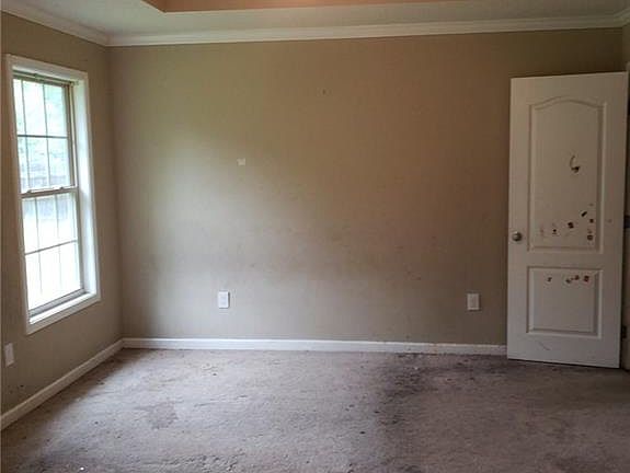 5th image of 13851 Roanoke Dr #1