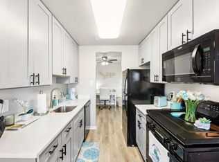 Potomac Garden Apartments, Sterling, VA 20164