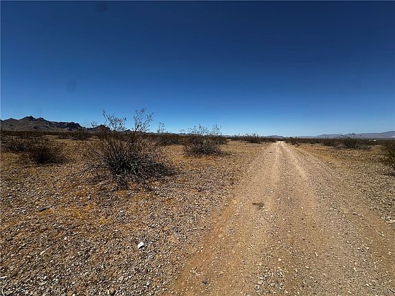 2nd image of 3193 S Zircon Road
