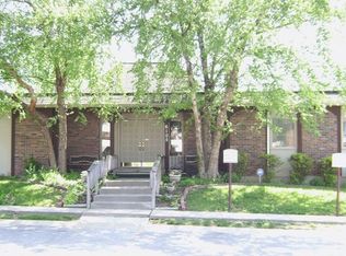 10002 Camino Royal St APT 41, Merriam, KS 66203