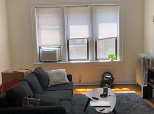 636 W Addison St APT 13, Chicago, IL 60613