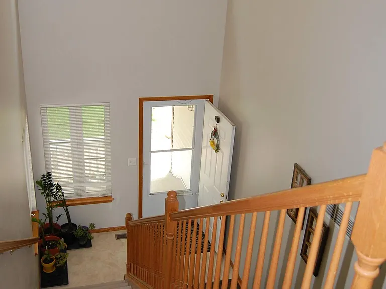 2120 Timber Ln — Photo 4