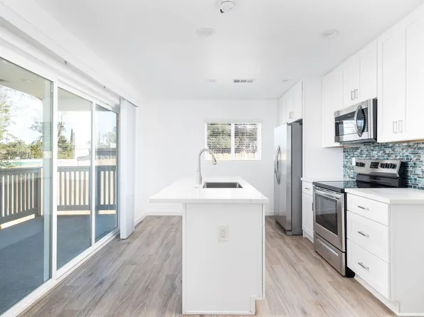 837 W 3rd Ave, Escondido, CA 92025