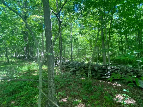 Sellersville Dr #4, East Stroudsburg, PA 18302