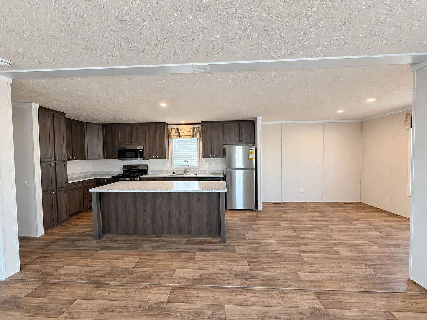 Rare Renting Option Now Available — Photo 4