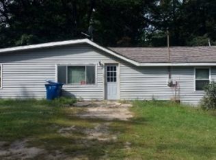 6601 Robin Dr, Harrison, MI 48625