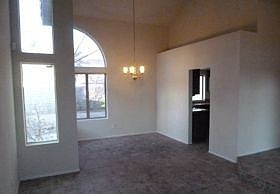 4th image of 5723 Charlotte Pl