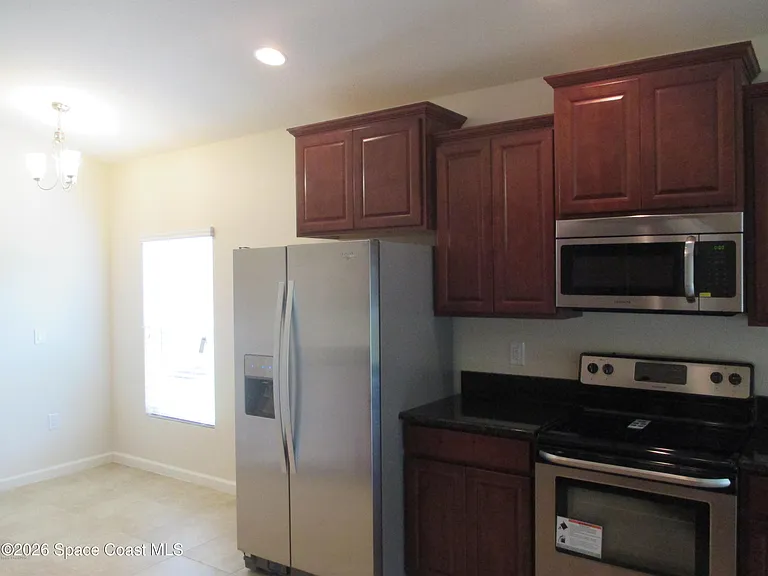 1213 Musgrass Cir — Photo 5