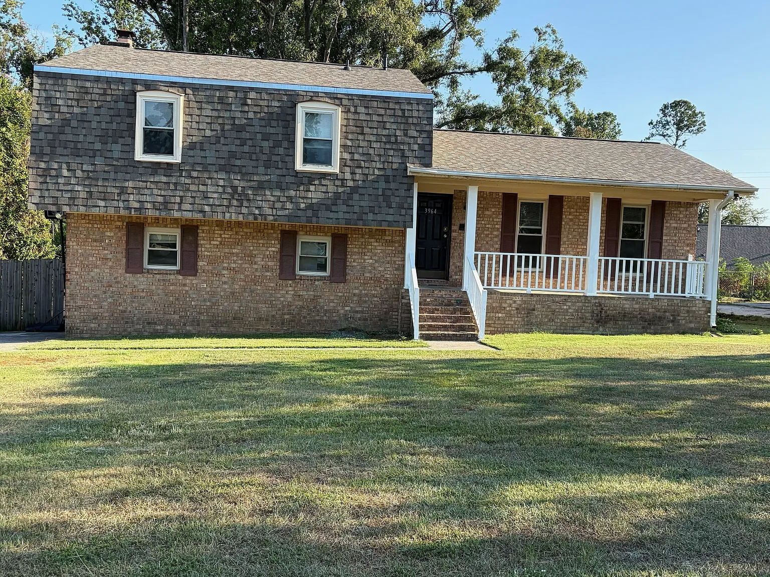 4 bed, 2023 sqft, $1,895 — Photo 1