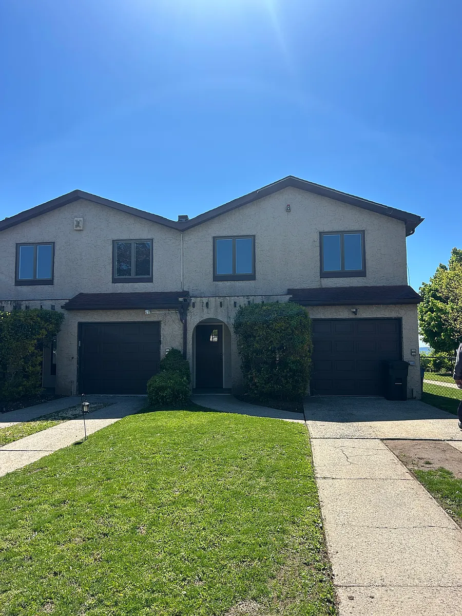 Building Photo - 437 Tennyson Dr #2