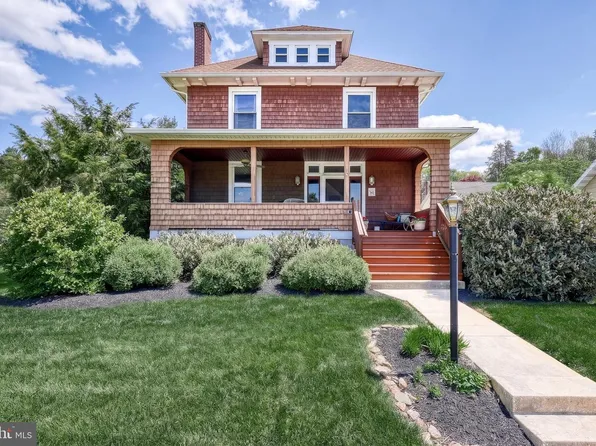 19 S Constitution Ave, New Freedom, PA 17349