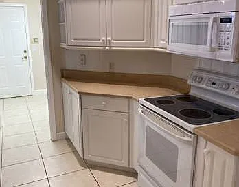 6252 Montego Bay Ct — Photo 8