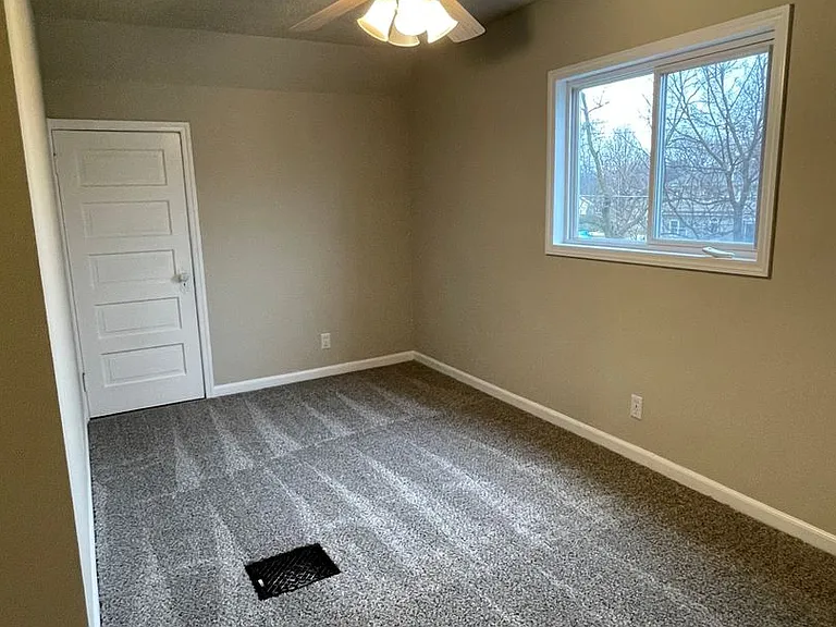 2512 Willis Ave — Photo 14
