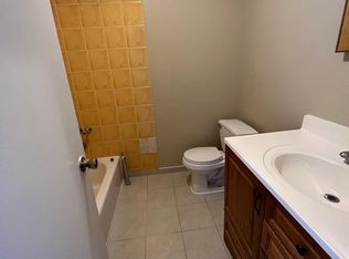 20 Domain St, Staten Island, NY 10314