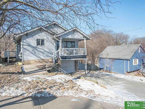 2nd image of 826 A St