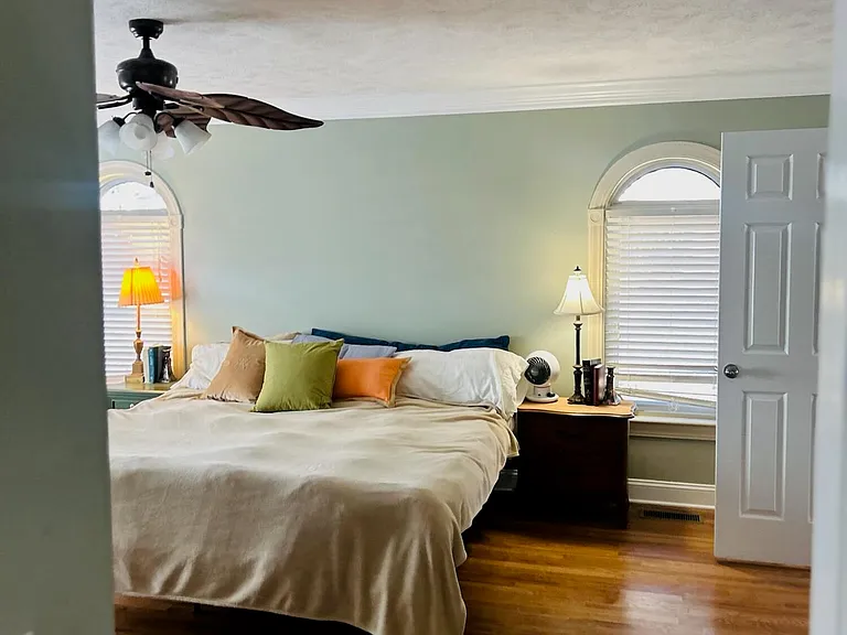 10 Brunswick Ln — Photo 11