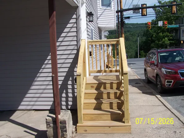 268 E Patterson St APT 2, Lansford, PA 18232
