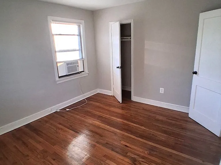1266 Morse St NE — Photo 16