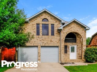 1351 Jasmine Dr, Lewisville, TX 75077