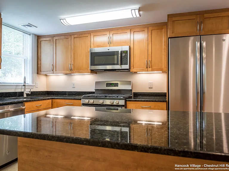 184 Thornton Rd — Photo 5