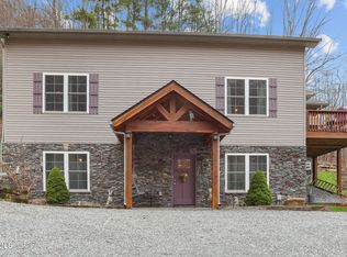 150 Rice Rd, Flag Pond, TN 37657