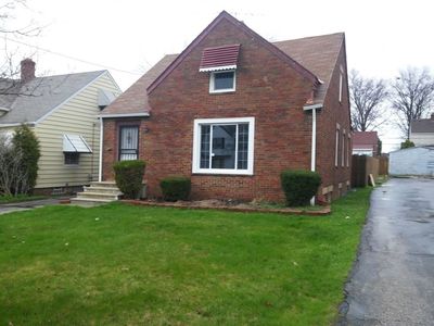 16313 Throckley Ave, Cleveland, OH, 44128