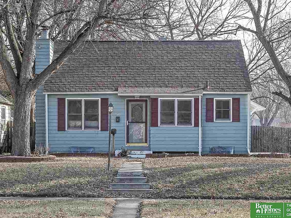 1st image of 2411 Washington St