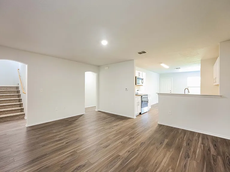 7610 Cypress Vine — Photo 15