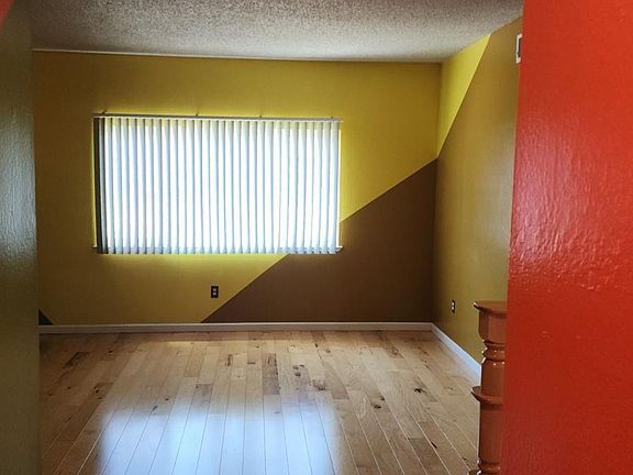 2nd image of 4916 Omar St