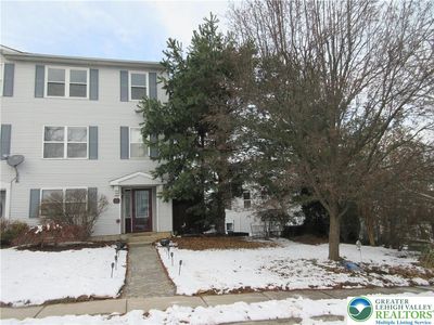 1289 Forest Rd, Whitehall, PA, 18052