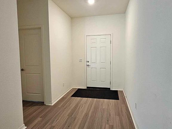 5th image of 168835-16835 Ukiah St