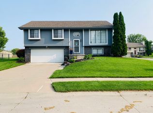 15319 Papio St, Omaha, NE 68138