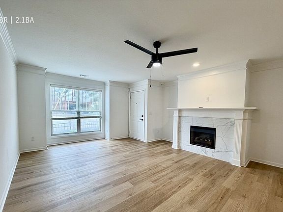 4th image of 2704 Sam Wilson St #A