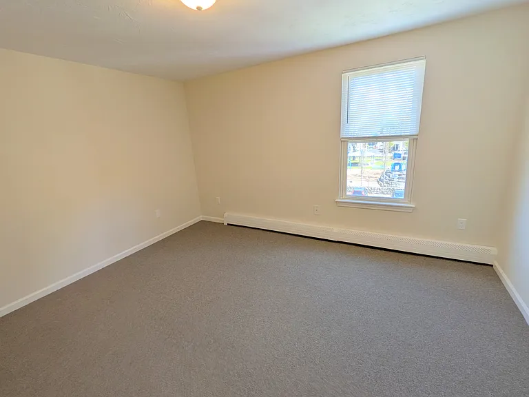 146 Pine St #4 — Photo 6