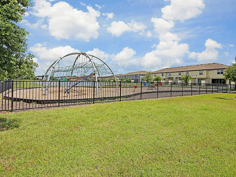 8614 Turnstone Shore Ln — Photo 28