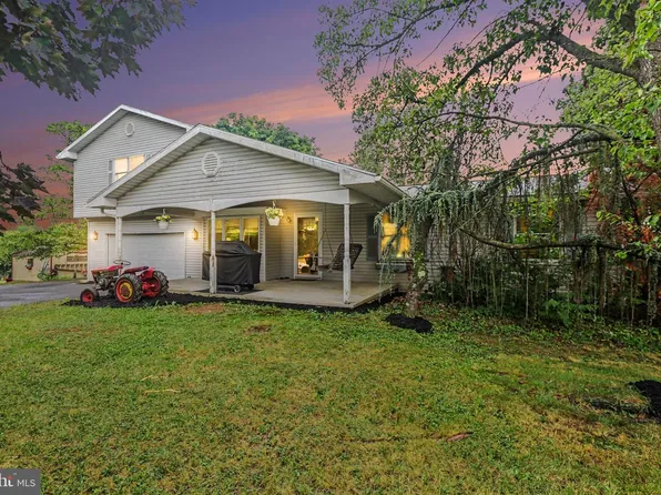 3 Hill Dr, Carlisle, PA 17013