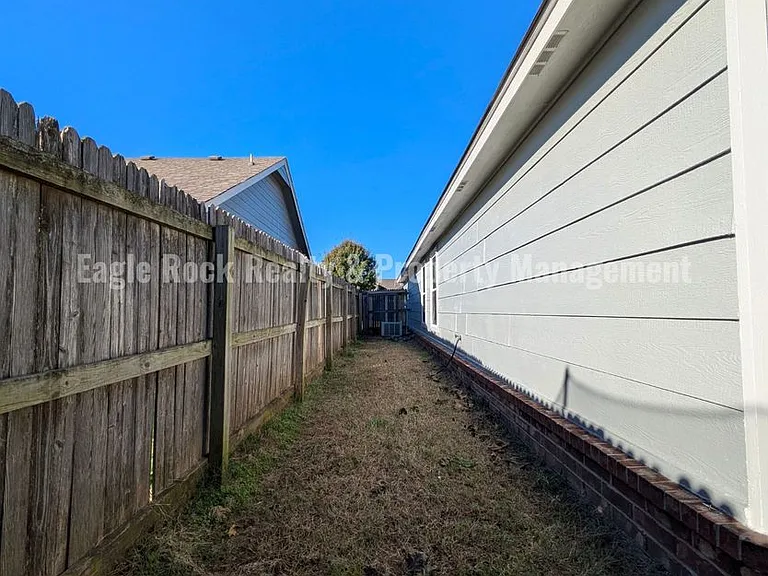 16021 S 83rd East Ave — Photo 43