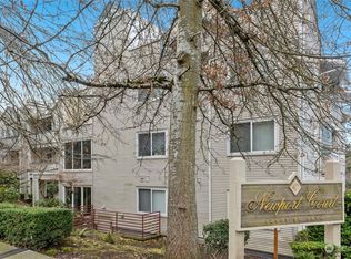 12903 SE 38th St APT 306, Bellevue, WA