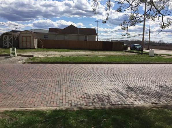 3 Rd &, Ironton, OH 45638